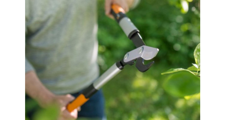 Tijeras de poda dos manos Fiskars con efecto multiplicador de fuerza X3