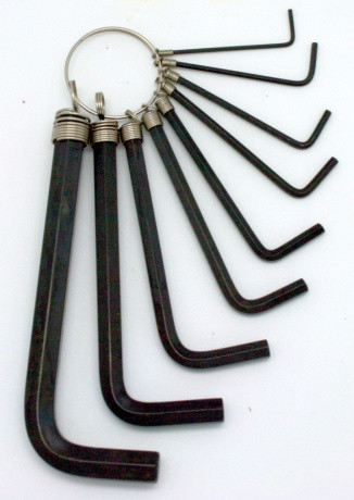 LLAVE ALLEN HEXAG. 1,5-10MM EN ANILLA NE NIVEL 9 PZ 