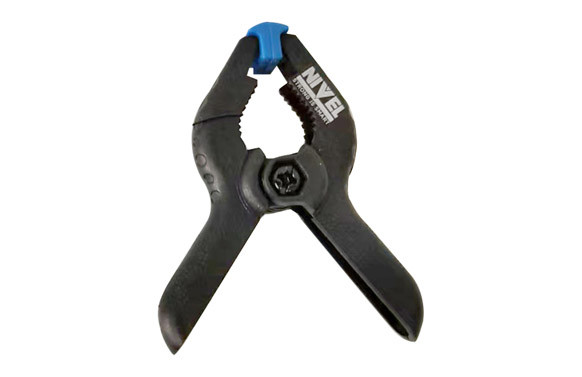PINZA SUJ APRIETE 100MM MULTIUSOS NIVEL 