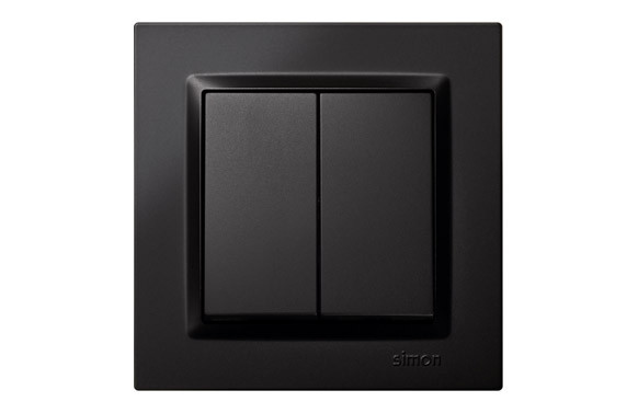 INTERRUPTOR CONMUTADOR DOBLE NEGRO SERIE 10