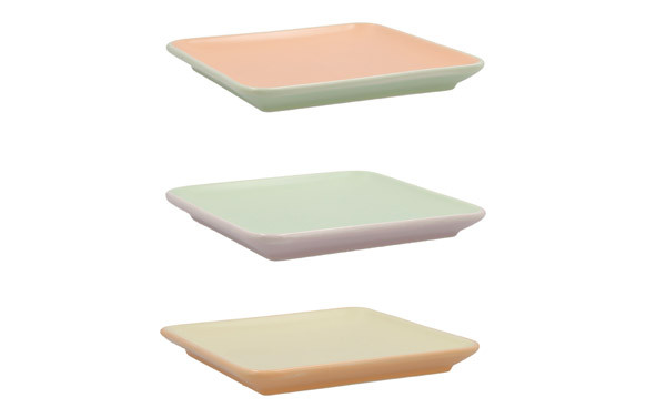 BANDEJA PORCELANA CUADRADA VITAMINA QD 15 X 15 CM  SURTIDA
