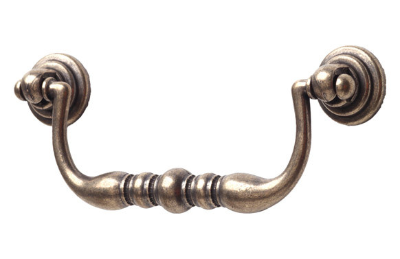 TIRADOR MUEBLE ZAMAK 116X43X16MM