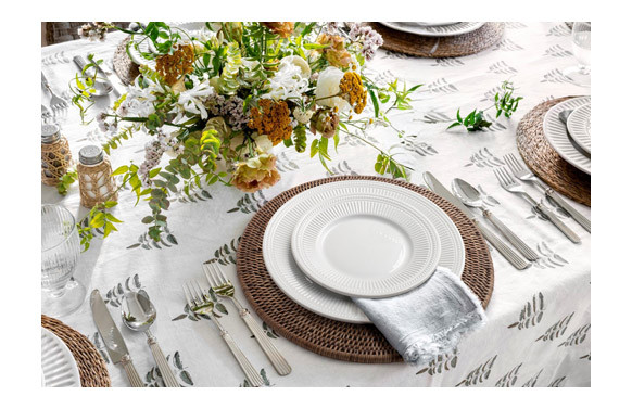 VAJILLA 18 PZAS PORCELANA BLANCA ALA RAYADA DORIQUE