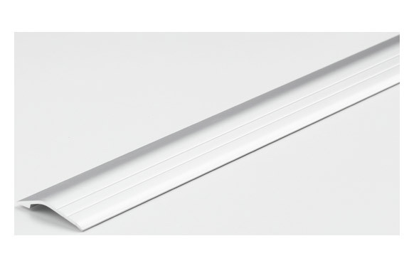 CUBREJUNTAS DESNIVEL ALUMINIO ADHESIVO 90CM PLATA