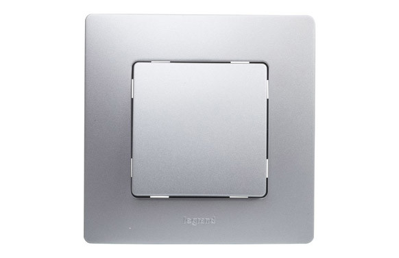 CONMUTADOR PLATA SERIE NILOE