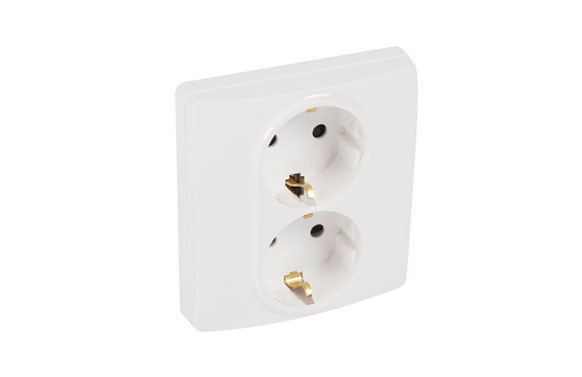 BASE ENCHUFE DOBLE 2P+T BLANCO SERIE NILOE