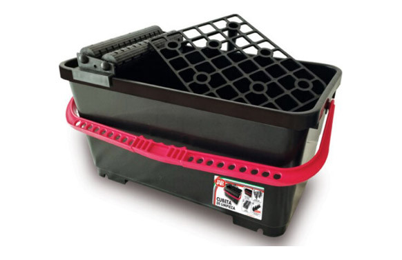 CUBETA LIMPIEZA CON RUEDAS 24 L