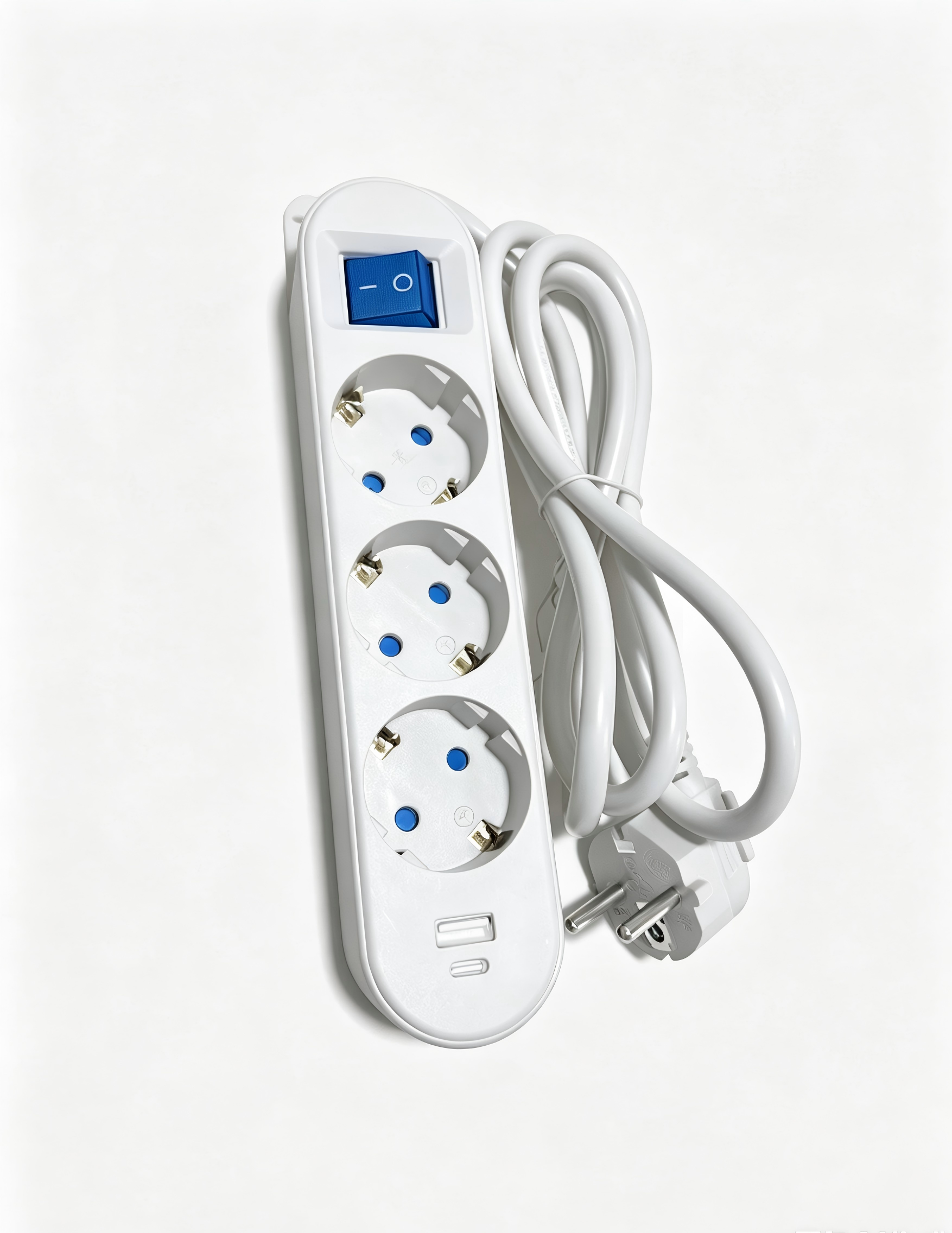 BASE MULTIPLE CON INTERRUPTOR+USBA+USBC BLANCO 3 TOMAS 1,5 MT