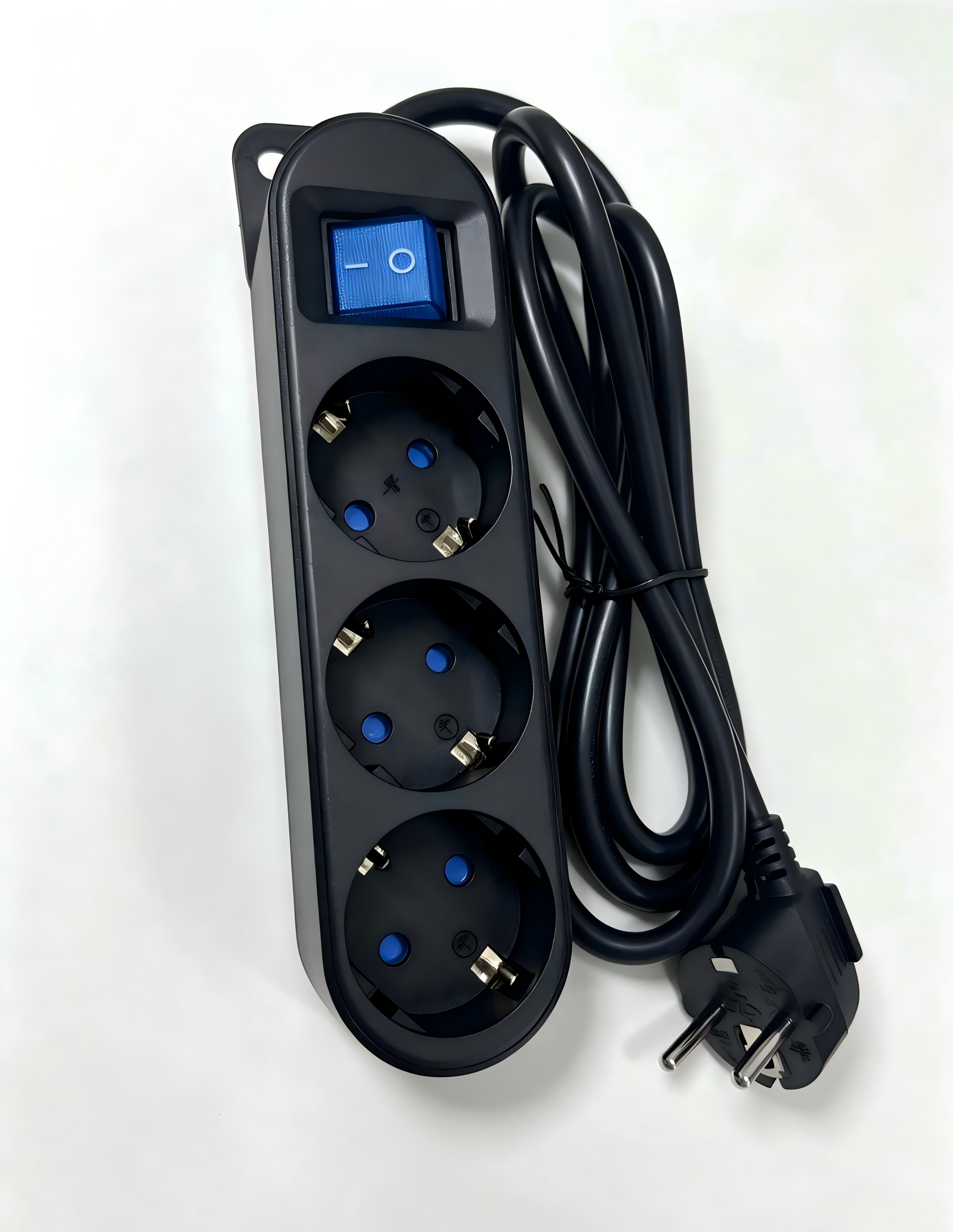 BASE MULTIPLE CON INTERRUPTOR NEGRO 3 TOMAS 3 MT