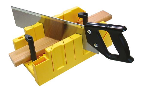 GUIA DE INGLETAR PLASTICO + SERRUCHO COSTILLA 300X130 MM