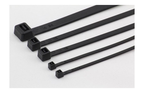 BRIDA NEGRA (50 UND) 3,5X180 MM