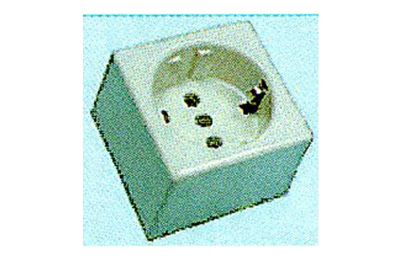 BASE SUPERFICIE CUADRADA CON TT 10/16A