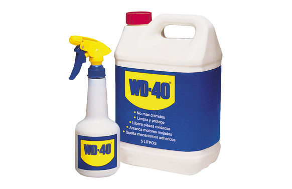 LUBRICANTE MULTIUSOS GARRAFA Y PULVERIZADOR 5 L