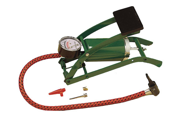 BOMBA INFLADO DE SIMPLE PISTON A PEDAL INCLUYE BOQUILAS