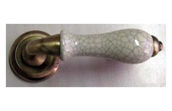MANILLA ROSETA PORCELENA PRISMA 513P CUE/CRA