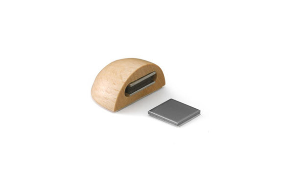 RETENEDOR ADHESIVO MAGNETICO (BL 1U) HAYA
