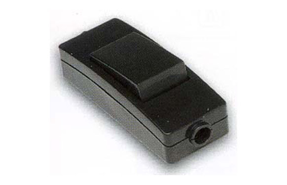 INTERRUPTOR DE PASO 10A-250V NEGRO