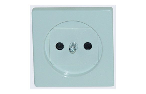 TAPA BASE ENCHUFE 2P BLANCO SERIE 82