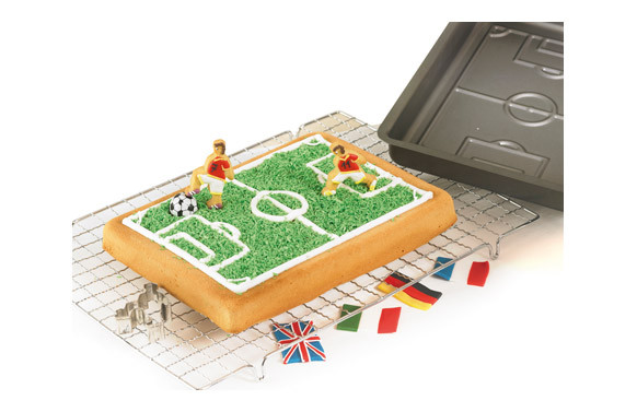 MOLDE METAL C/ANTIAD.CAMPO FUTBOL 30X22X4.5CM