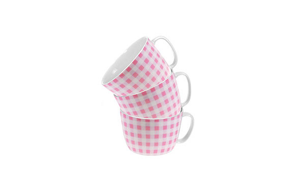 TAZA DESAYUNO 300 ML CUADROS ROSAS
