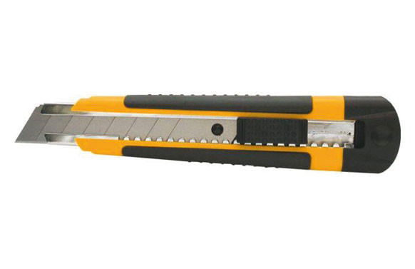 CUTTER 18 MM. AUTO LOCK BICOMPONENTE PLASTICO