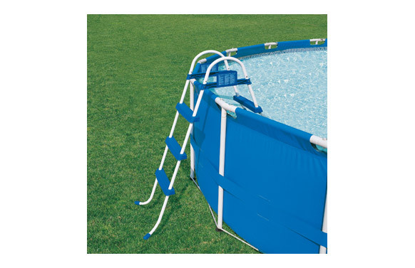 ESCALERA PARA PISCINA CON PLATAFORMA ALTURA 132 CM