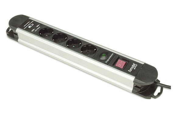 BASE MULTIPLE CON INTERRUPTOR 1,5M 4 TOMAS + 2 USB