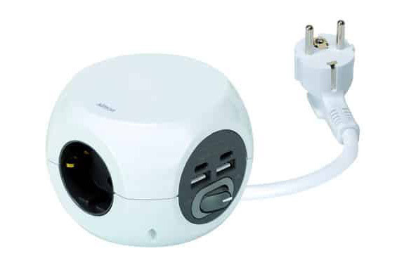 BASE MULTIPLE COMBI BALL 3T 16A 250V +2 USB A- 2 USB C 3,4A