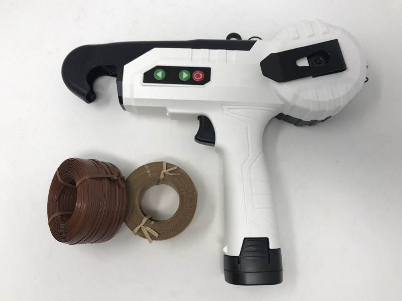 Atadora para atar ramas a bateria omega om1720