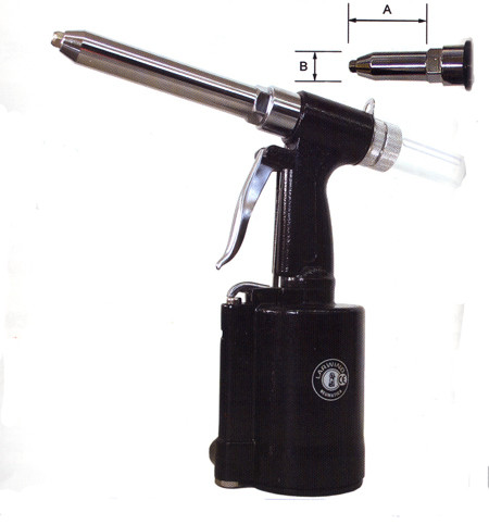 REMACHADORA OLEO NEUMATICA LAR-106RL