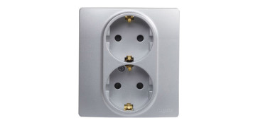 Material instalacion electrico - BASE ENCHUFE DOBLE 2P+T PLATA SERIE NILOE